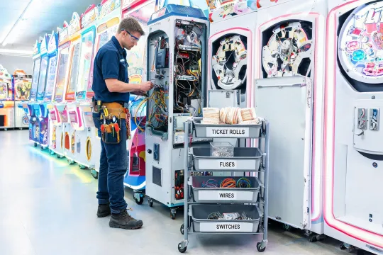 Technician access aisle